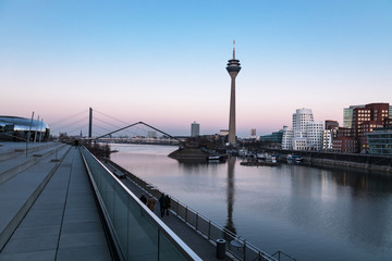 Fototapeta na wymiar Düsseldorf Medienhafen (NRW)