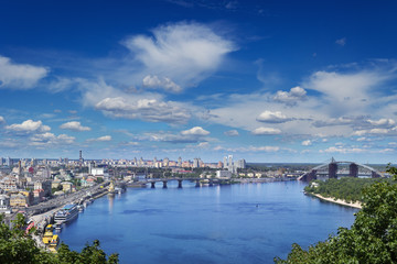 Fototapeta na wymiar Cityscape of Kiev