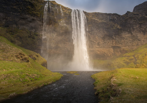 HDR of waterfalls in Iceland © nuinthesky