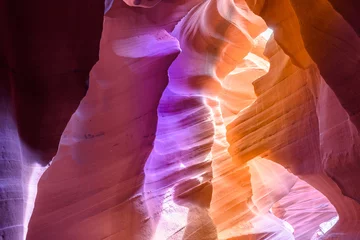 Meubelstickers Canyon Lower Antelope Canyon - gelegen op Navajo-land in de buurt van Page, Arizona, VS - prachtige gekleurde rotsformatie in slotcanyon in het Amerikaanse zuidwesten