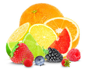 Fototapeta na wymiar Citrus and berries isolated