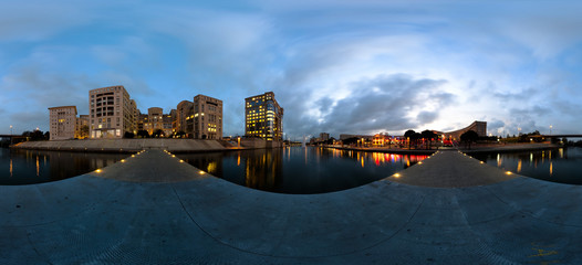 Vue Panoramique des rives du Lez à Montpellier