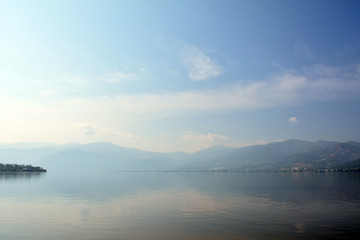 Obraz na płótnie Canvas lugu lake