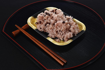 お赤飯　/お祝い事の時にいただく、お赤飯