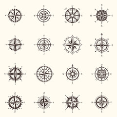 Old compass or ocean, sea navigation wind rose © Elegant Solution