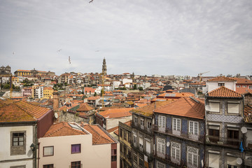Fototapeta na wymiar landscape of the city of Porto in Portugal.