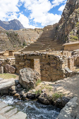 Fototapeta na wymiar Ollantaytambo Inca ruins and Terraces - Ollantaytambo, Sacred Valley, Peru