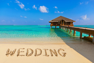 Word Weddind on beach