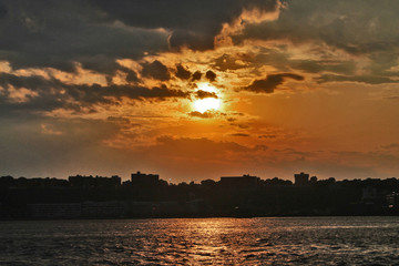 Sun set on the Hudson