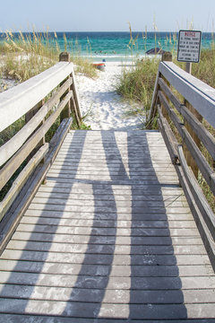 A boardwalk out to the beach in Destin Florida © Stephanie