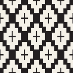 Seamless tracery pattern. Repeated lattice. Symmetric geometric abstract wallpaper. Trellis ethnic motif. Vector illustration