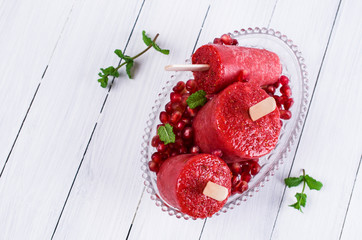 Frozen fruit popsicle