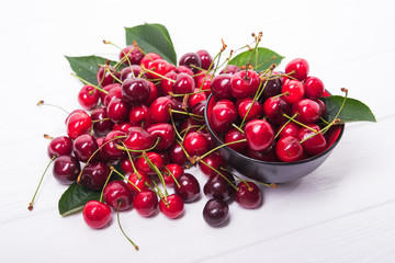 Fototapeta na wymiar fresh red cherry