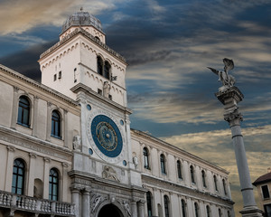 Astronomische Uhr in Padua Residenz der venezianischen Stadthalter ist die Palazzo del Capitanio 