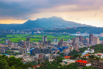 Fototapeta na wymiar View of Taipei from Battleship rock