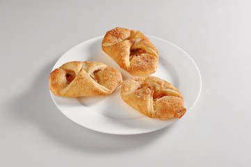 Round dish with three sweet tart