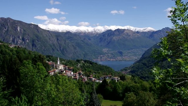 Ponna Inferiore am Luganersee, Italien