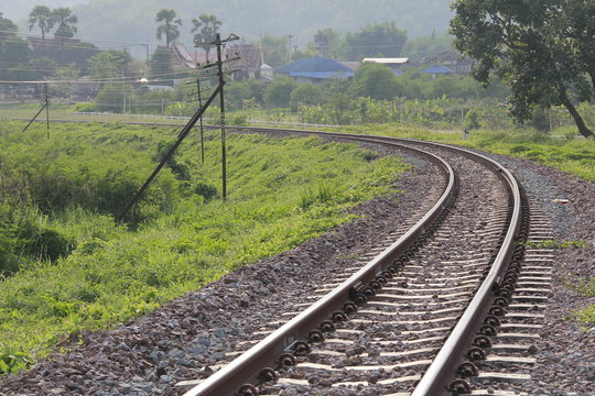 The longest railroad With the transport that has long been by train