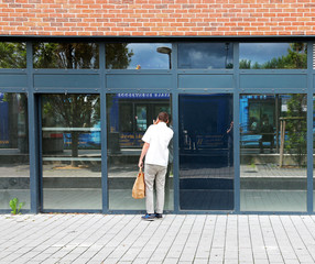 commercial premises to rent