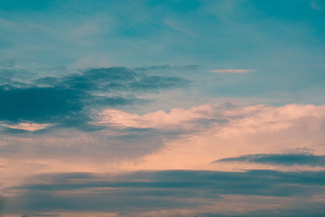 Obraz premium Beautiful sunset sky background