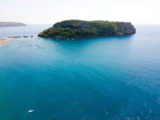 Isola di Dino, vista aerea, isola e approdo, Praia a Mare, Provincia di Cosenza, Calabria, Italia....