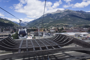 Ropeway in Aosta to Pila
