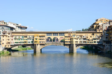 Obraz premium Famous bridge of Ponte Vecchio in Florence on Italy.