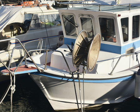 Barca da pesca ormeggiate nel porto