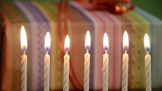 Verjaarsdag Urodziny Compleanno День рождения Cumplea&ntilde;os 生日 Genetliaco Rođendan Anivers&aacute;rio Verjaardag video Birthday Anniversaire Sz&uuml;let&eacute;snap Narozeniny 생일 Geburtstag Zi de naștere Syntym&auml;p&auml;iv&auml; 誕生日
