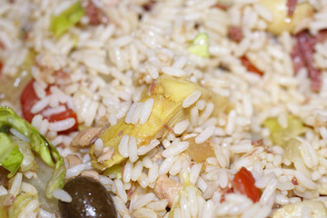 Delicious rice salad with tuna and vegetables