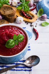 Beetroot soup with spices