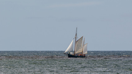 GAFF KETCH - Sailboat on a cruise on the sea © Wojciech Wrzesień