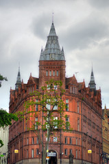 Nottingham market square with council house ..