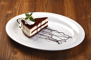 chocolate cake with mint