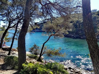 Vue de la Calanque du Port d'Alon