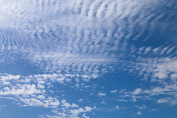 Blue sky and swhite clouds
