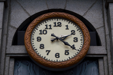 Fototapeta na wymiar A second hand on a large wall clock. Vintage clock 