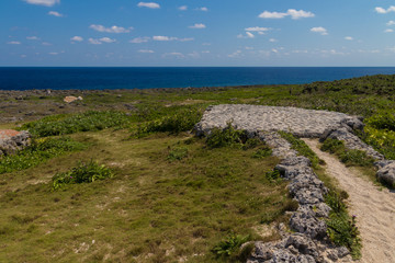 Fototapeta na wymiar deada end of the unpaved road, Hateruma island, Okinawa(波照間島)