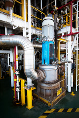 Vertical pump in oiland gas process for cooling water line