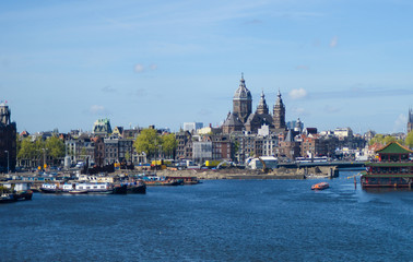 Obraz premium view of amsterdam from the river