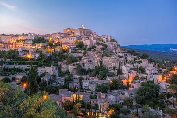 Zelfklevend Fotobehang Famous old village Gordes in Provence against sunset in France © Tomas Marek