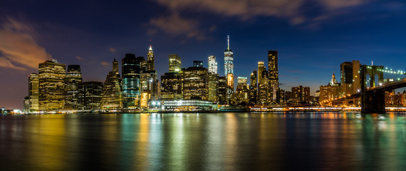 Naklejka na ściany i meble Evening view of Downtown Manhattan, NY