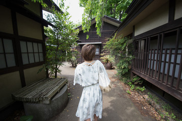 笑顔が素敵な日本女性