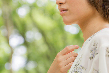 笑顔が素敵な日本女性