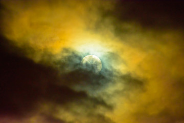 Obraz na płótnie Canvas Spooky Moon With Clouds