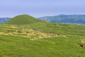 阿蘇高原の米塚