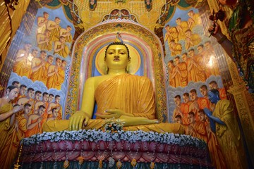 Bouddha dans un temple