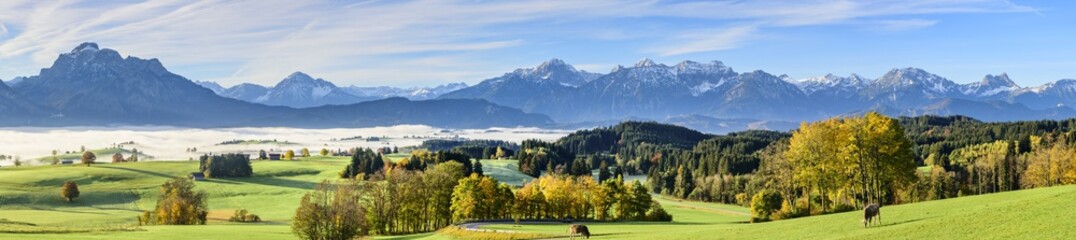 herbstliche Idylle im bayrischen Alpenvorland bei Roßhaupten