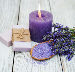 Fototapeta na wymiar Lavender spa products and flowers