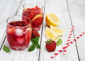Fresh strawberries lemonade